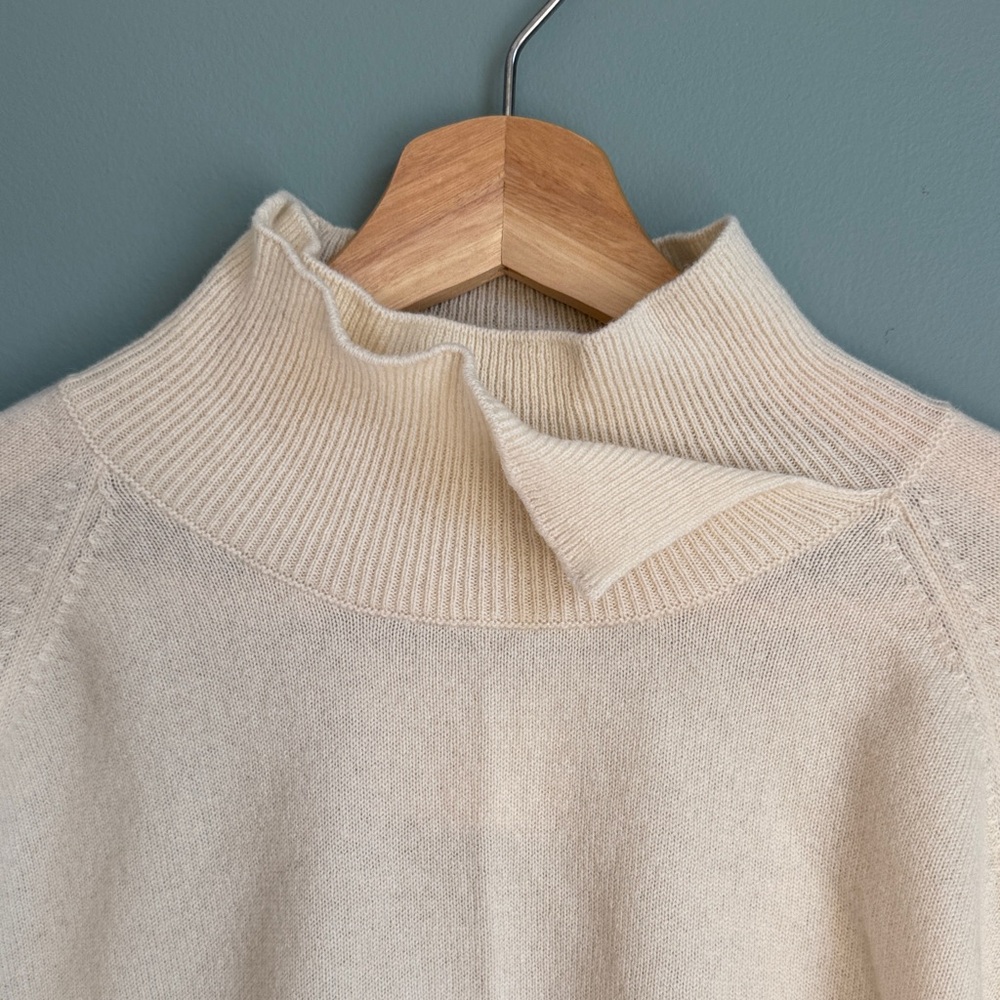 Cordera Sweater - Picture 2 of 6